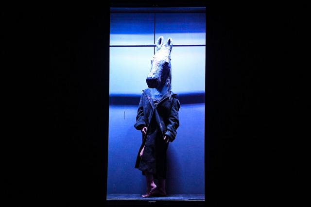 Divadlo Continuo – Closing Time