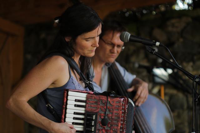 JANA VÉBROVÁ & PETR TICHÝ
