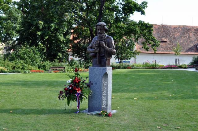 Pocta Josefu Režnému