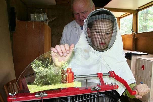 Kroužek včelařů při CEV Podskalí